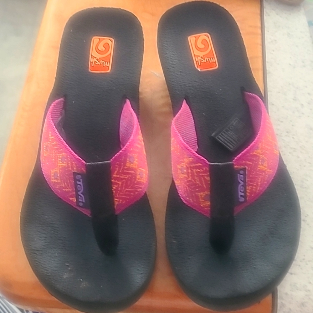 Wedge sandals
